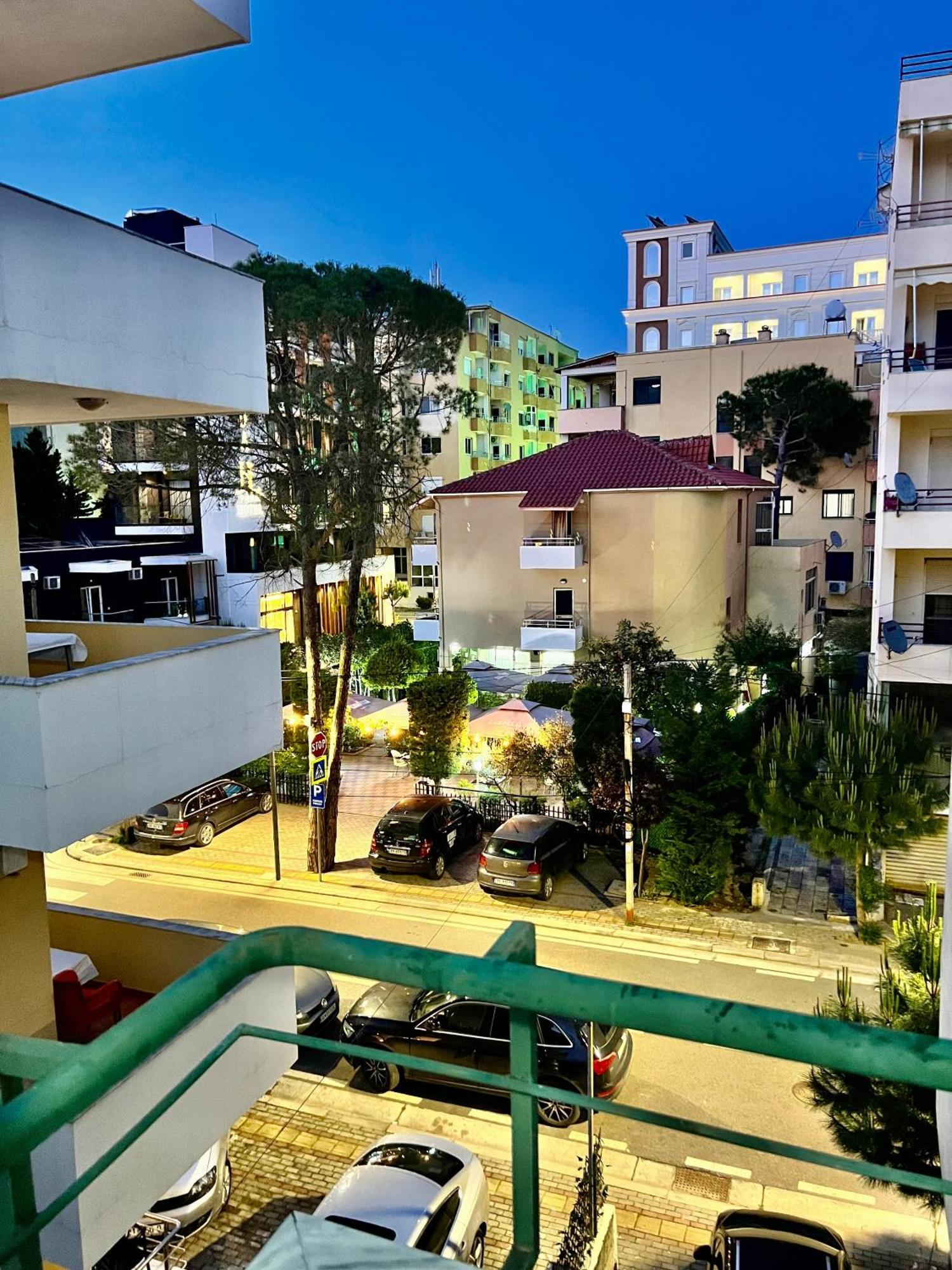 Apartament Modern By Sea Durrës